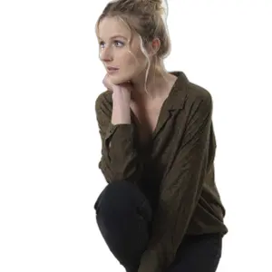 Women's blouse Deeluxe Manon image-1