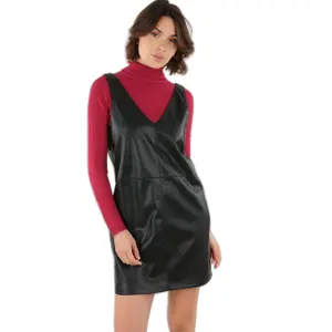 Vestuário feminino Deeluxe Freija image-0