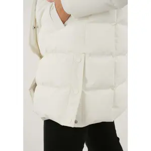 Hooded Puffer Jacket Deeluxe Lina image-3