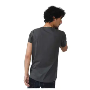 T-shirt Deeluxe Basito image-2
