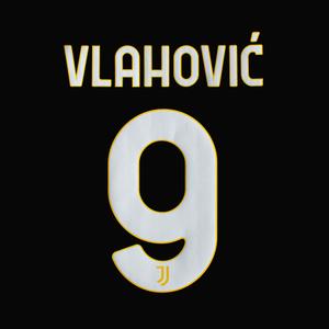 mar-001063-beflockung-home-juventus-turin-serie-a-vlahovic-9-2023-24-weiss-gold