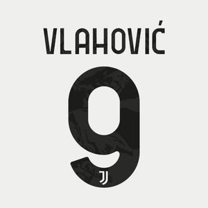 En bandada Juventus Turin Serie A VLAHOVIĆ #9 2023/24 image-0