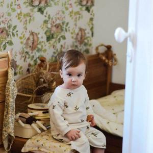 Babytapete Dekornik Little Sleepy Animals Light image-2