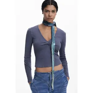 Foulard femme Desigual Woods image-2