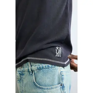 Αμάνικο μπλουζάκι Desigual Basic image-4