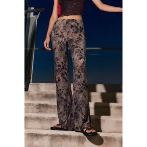 Női melegítőnadrág Desigual Oriental image-1