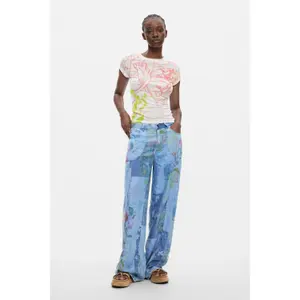 Damen T-Shirt Desigual Scent image-2