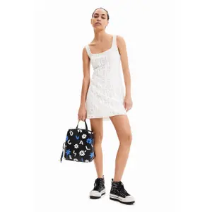 Kort blondekjole til kvinder Desigual image-2