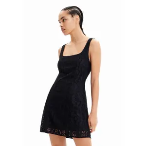 Kort blondekjole til kvinder Desigual image-2