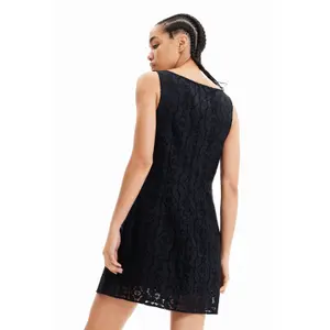 Kort blondekjole til kvinder Desigual image-4