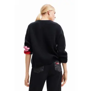 Pull brodé fleurs femme Desigual image-1