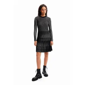 Vestido corto en tejido acanalado Desigual image-1