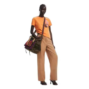 T-shirt de mulher Desigual Lacroix image-1