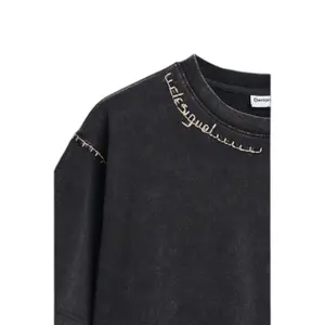 T-shirt couturé Desigual image-3