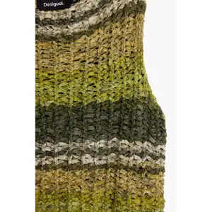 Jersey de mujer sin mangas Desigual Praga image-3