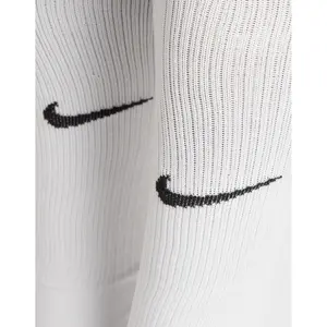 Beenstuk Nike Strike image-3