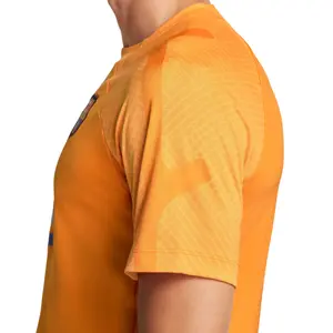 T-shirt FC Barcelone Strike 2021/22 image-4