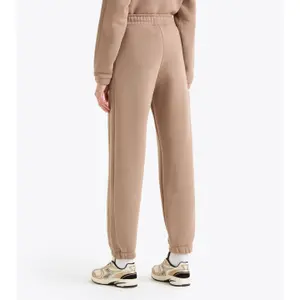 Pantalón de mujer Diadora L. Logo image-2