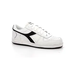 Sapatilhas Diadora Magic Icona Low image-1