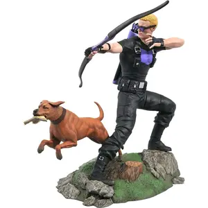 Statuette Diamond Select Toys Marvel Gallery Comic Hawkeye + Dog Diorama image-1