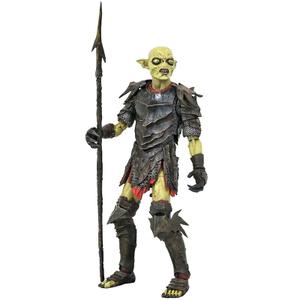 699788839379-figurka-diamond-select-toys-the-lord-of-the-rings-moria-orc-seda-18-cm