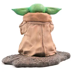 Statuette Diamond Select Toys Star Wars The Mandalorian The Child Soup Premier Collection image-1