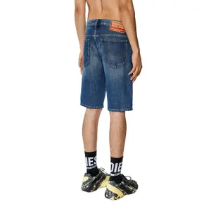 Pantalón corto vaquero Diesel Slim Fit image-3