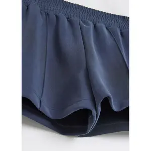 Women's shorts Diverse Quimbo image-4