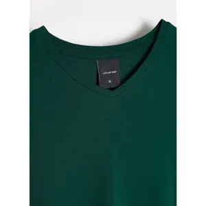 V-neck T-shirt Diverse 263 image-4