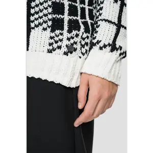 Sweter damski z otworami na ramiona Replay jacquard image-5