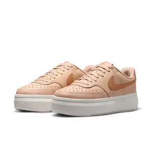 Buty sportowe damskie Nike Court Vision Alta image-1