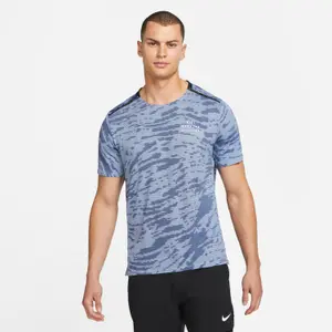 T-shirt Nike Dri-FIT Run Division image-1