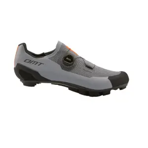 10dmt23km300062-fahrradschuhe-dmt-km30-grau-schwarz