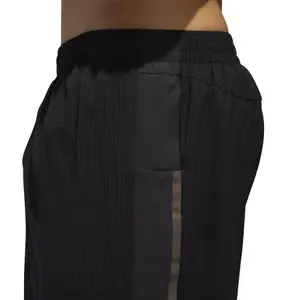 Pantalón corto adidas Supernova image-5