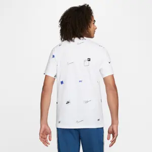 Camiseta Nike Logo Aop image-3