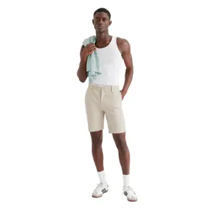 85862-0093-short-dockers-modern-sahara-khaki