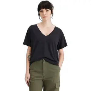 V-neck T-shirt Dockers