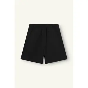 Short Don't Waste Culture Hildara image-3