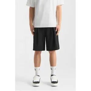 Short Don't Waste Culture Hildara image-1