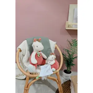 Giraffe puppet with cuddly toy Doudou & compagnie 15 cm image-2