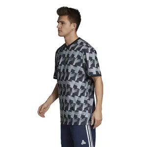 Trikot adidas TAN image-0
