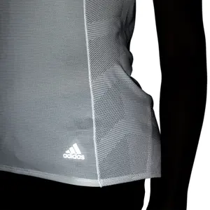 Camiseta de mujer adidas Franchise Supernova image-6