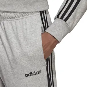 Pantalón de chándal adidas Essentials 3-Stripes Tapered Open Hem image-5