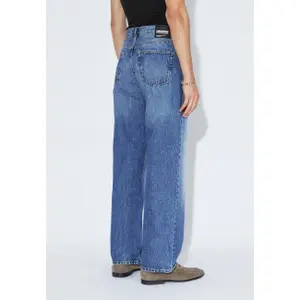 Relaxed Jeans Dr. Denim Omar image-1