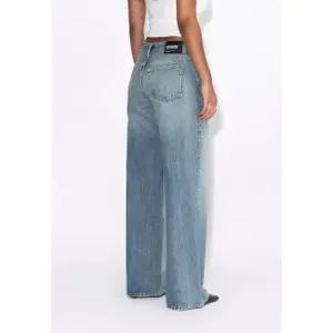 Jeans a gamba larga effetto usurato donna Dr. Denim Rhue image-1