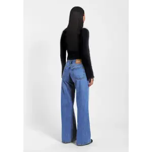 Jeans a gamba larga stile retrò donna Dr. Denim Rhue image-3