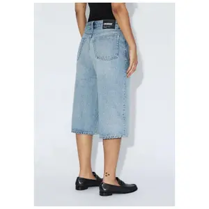 Jeans 3/4 taglio loose donna Dr. Denim Dace image-1