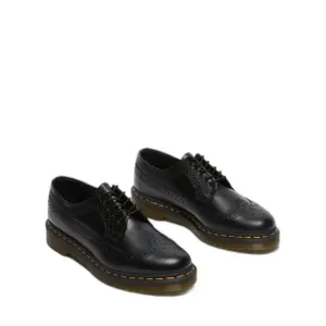 Derby Dr Martens 3989 Smooth Brogue image-1