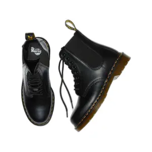 Boots Dr Martens 1460 Harper Smooth image-2