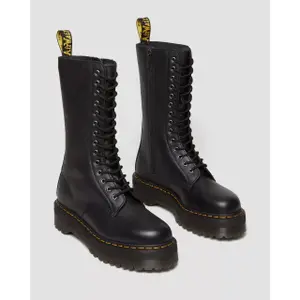 product/d/r/dr-martens_31426001_noir_2.jpg
